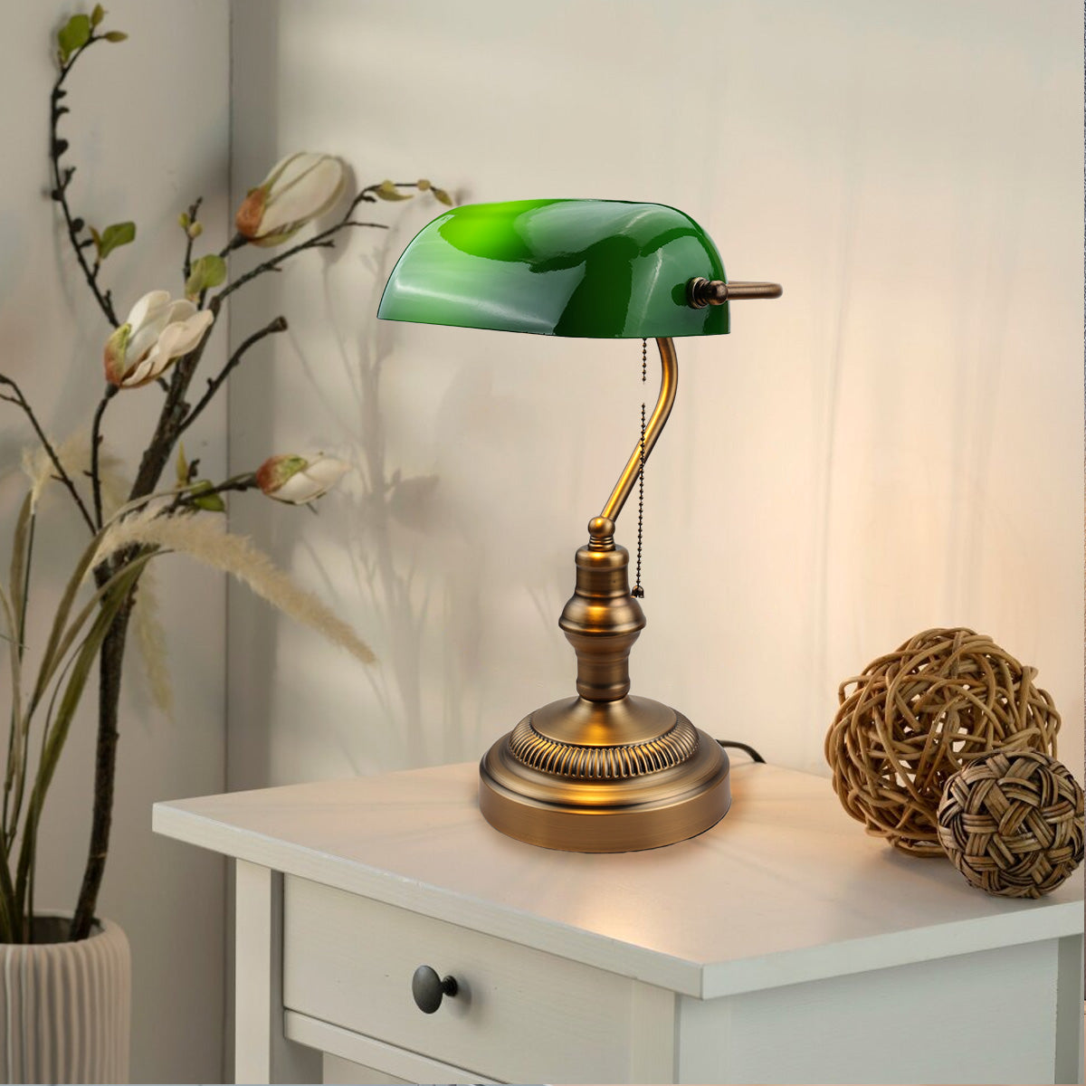 Green Banker's Desk Lamp with Pull Chain