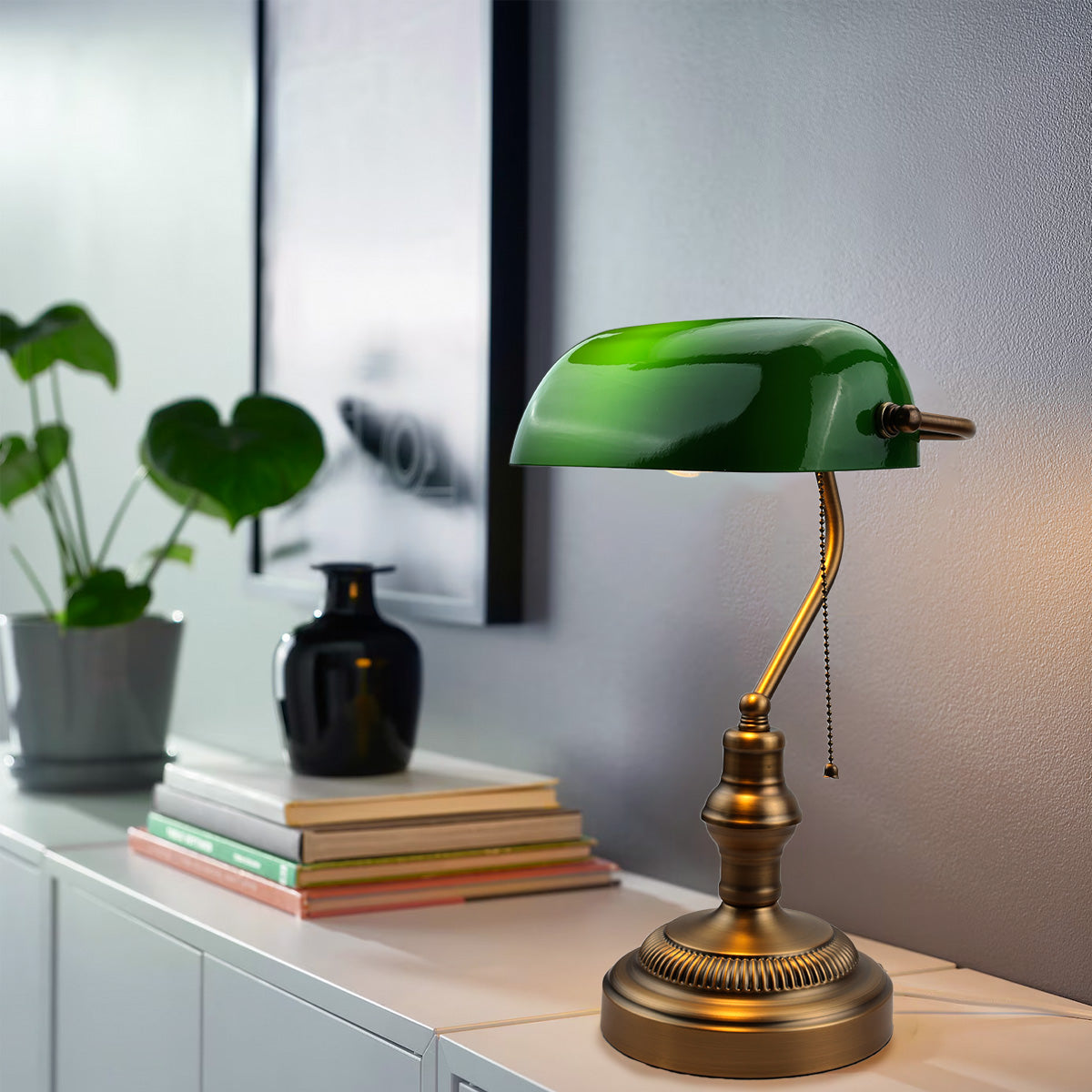 Green Banker's Desk Lamp with Pull Chain