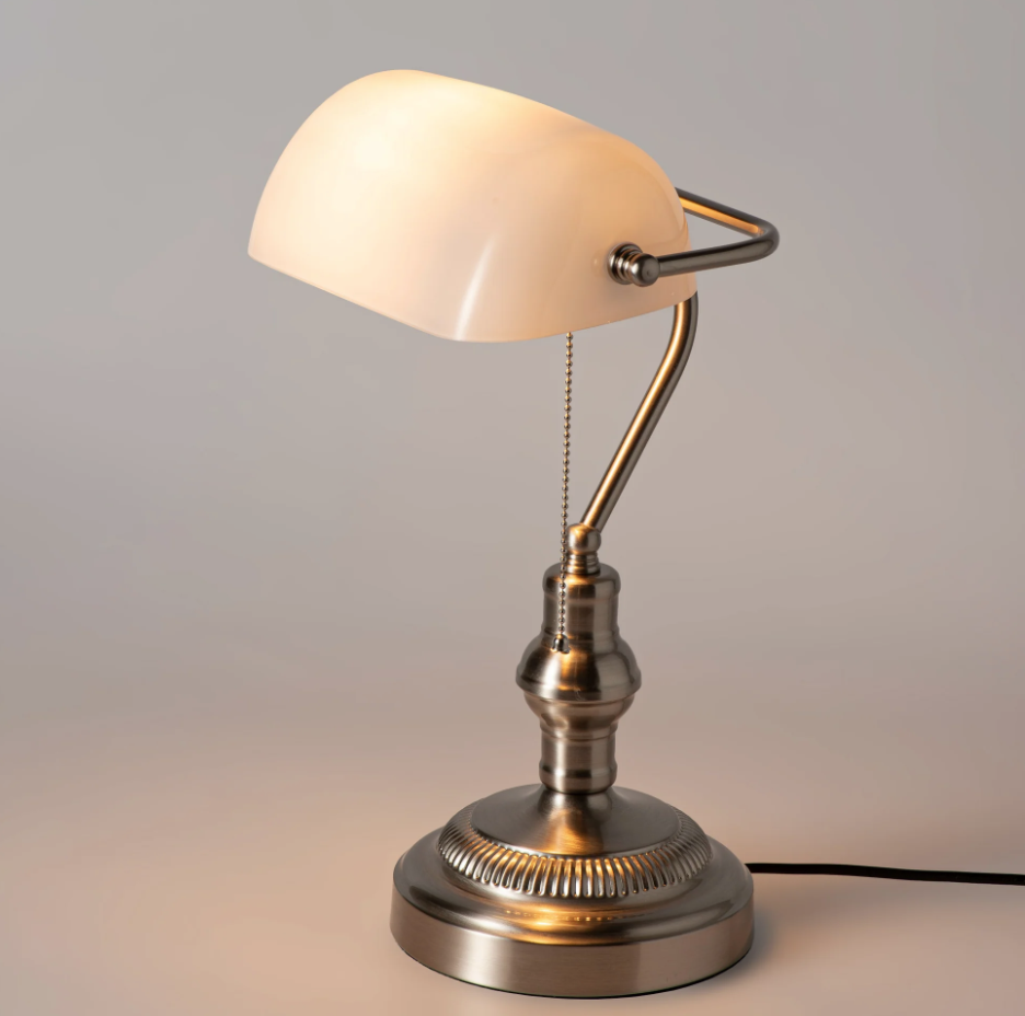 Green Banker's Desk Lamp with Pull Chain
